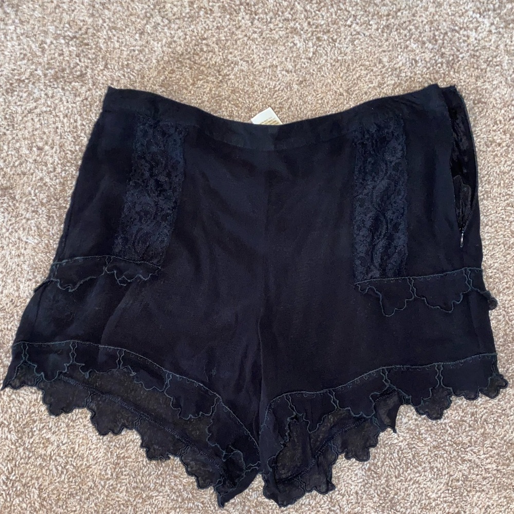 Lace shorts